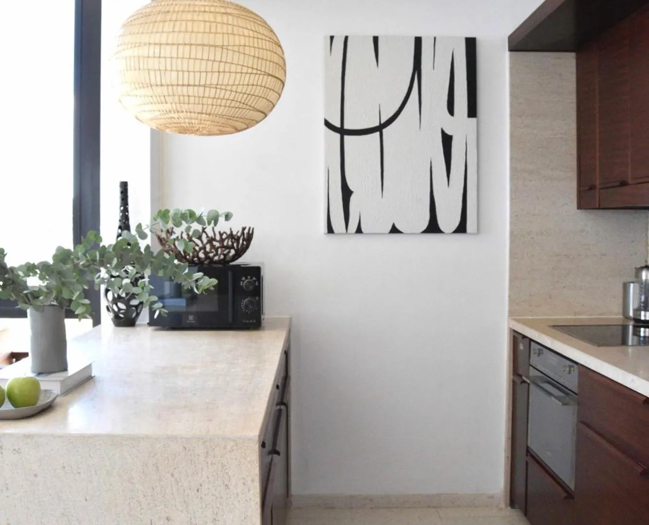 Seaside Serenity Residence - 2 Bedroom Apartment With Beach Access Da Nang Vietnam